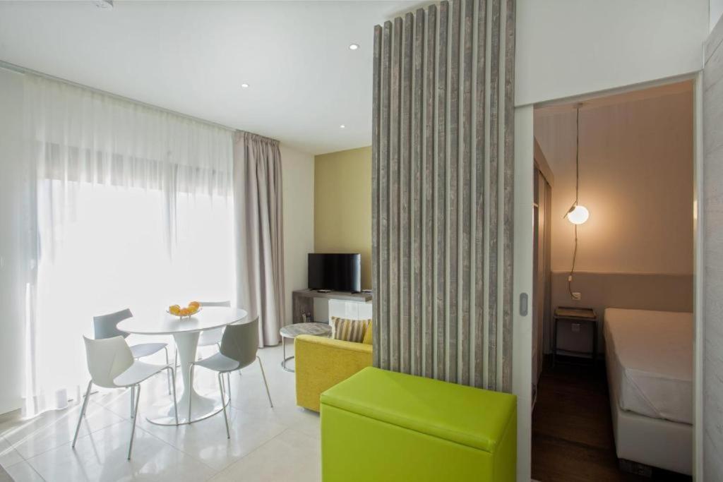 Appartement E Rondinelle 2 Belgodère Exteriör bild