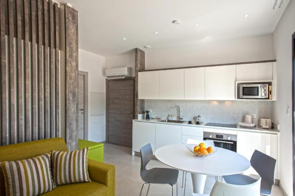 Appartement E Rondinelle 2 Belgodère Exteriör bild
